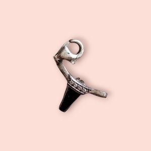 thomas sabo thong charm